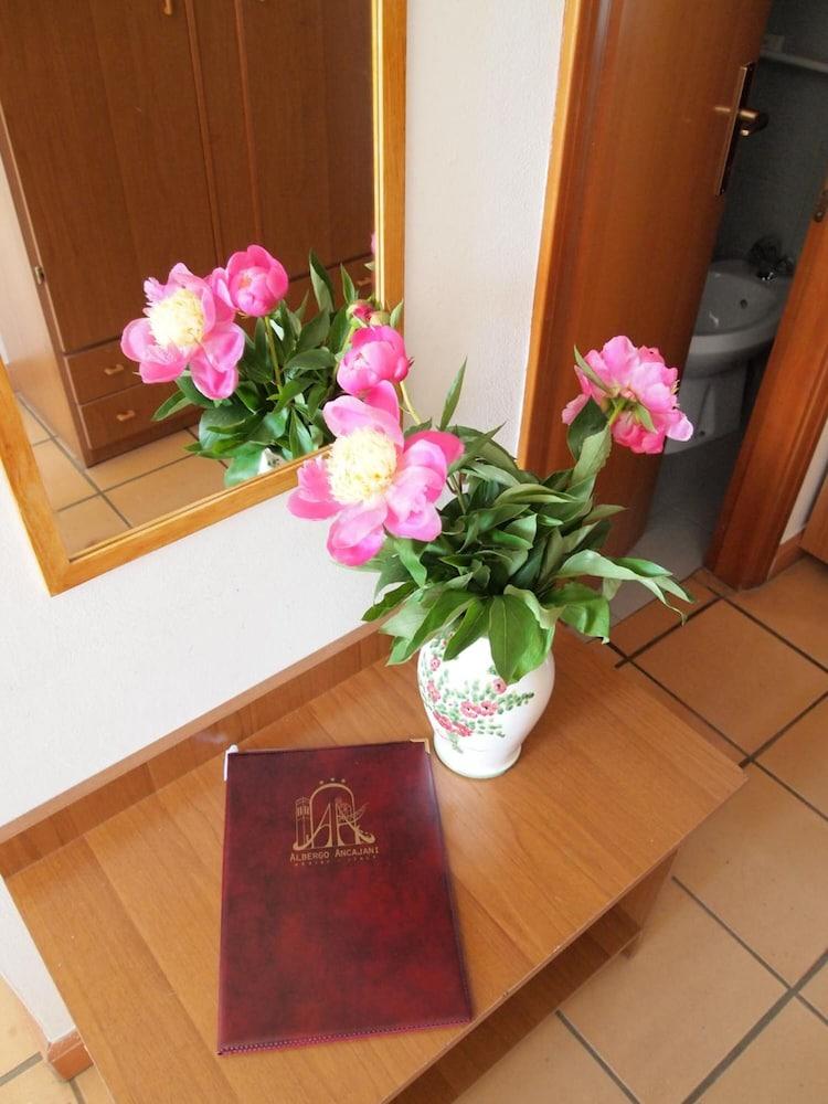 Albergo Ancajani Asyż Zewnętrze zdjęcie