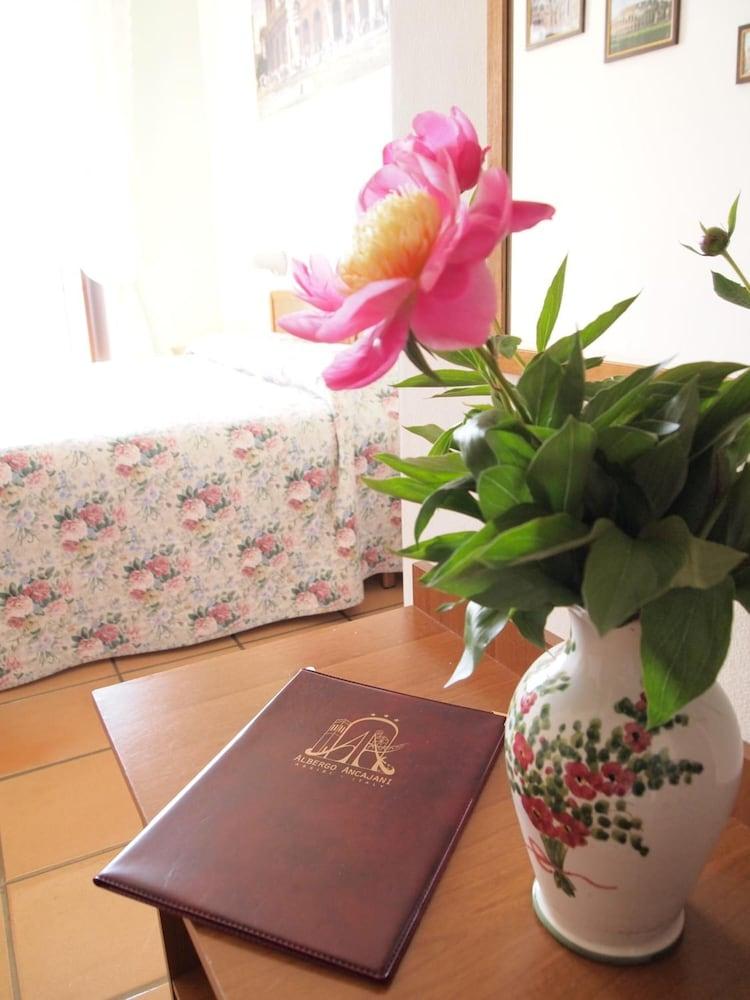 Albergo Ancajani Asyż Zewnętrze zdjęcie