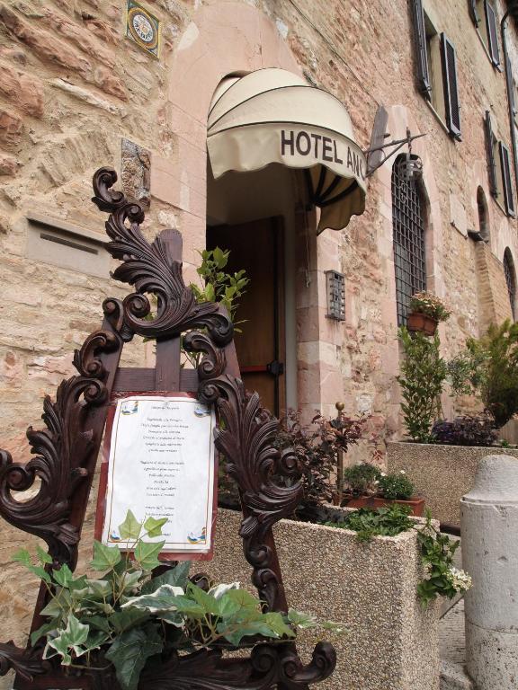 Albergo Ancajani Asyż Zewnętrze zdjęcie