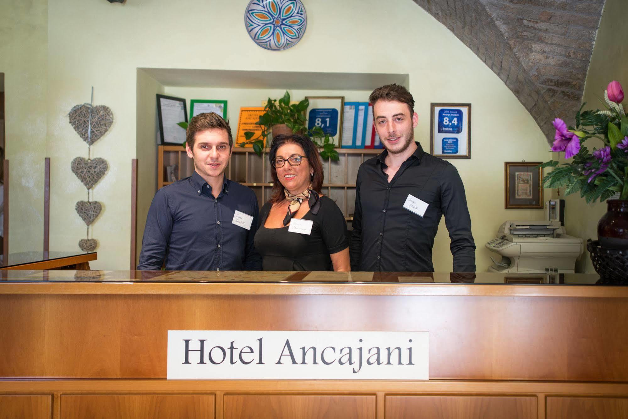 Albergo Ancajani Asyż Zewnętrze zdjęcie